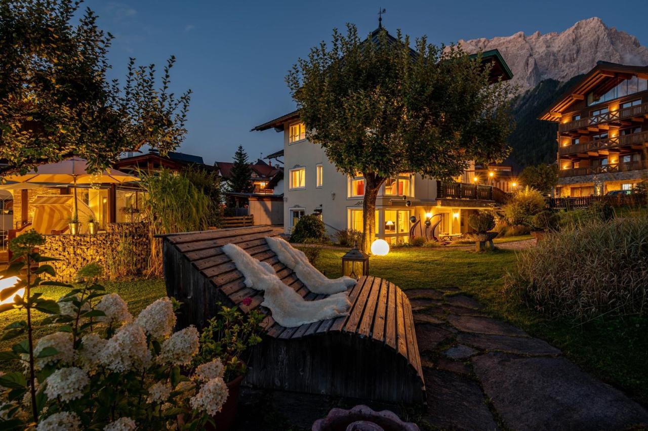Ferienwohnungen Jaegerheim & Jaegerhaus Ehrwald Esterno foto