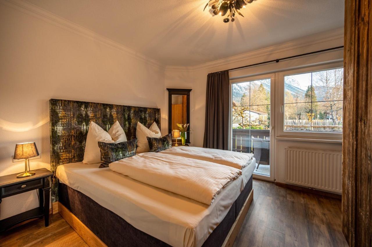 Ferienwohnungen Jaegerheim & Jaegerhaus Ehrwald Esterno foto